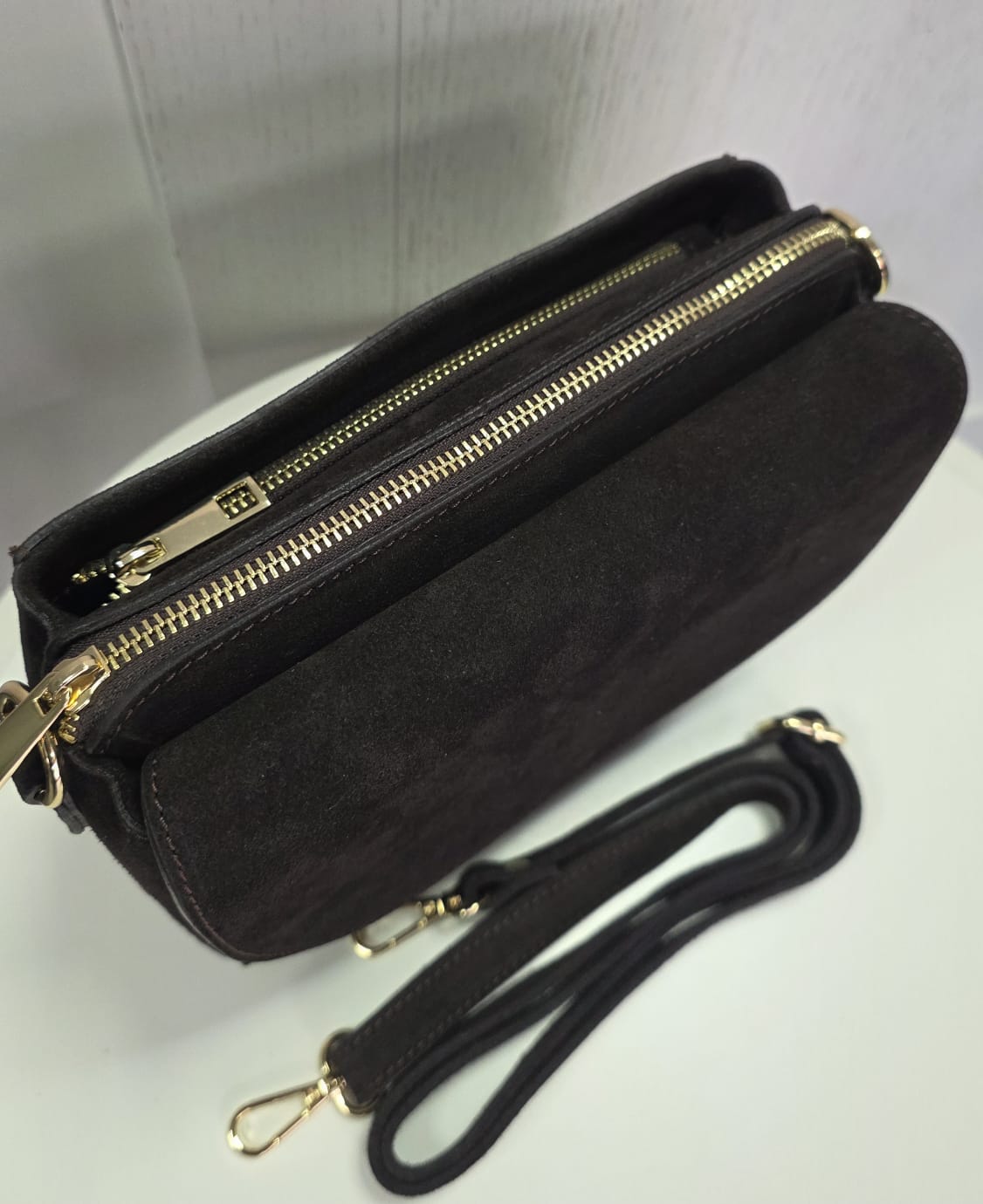 6c860f59-683f-4edd-9811-0529760bc47e