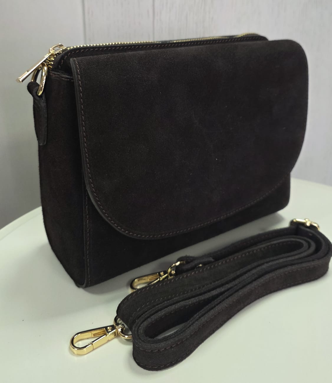 b6d6b54b-719c-408b-a1cc-4a59e3b34bcf