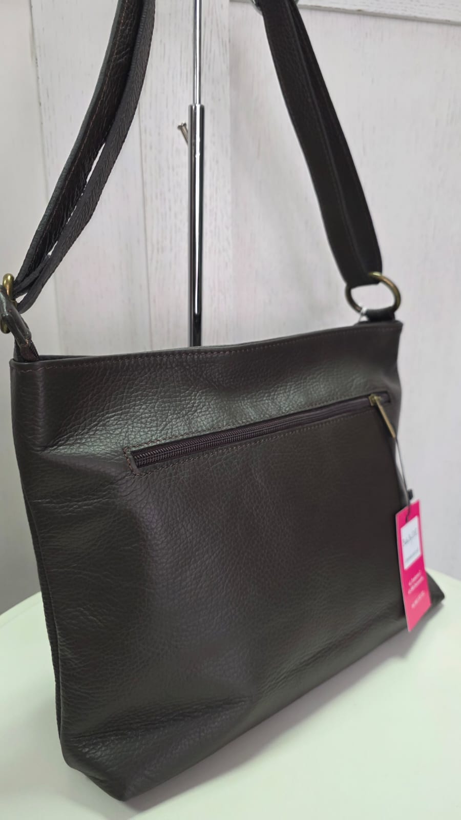 05f1e661-7406-42f4-abd8-8abcf44f238c