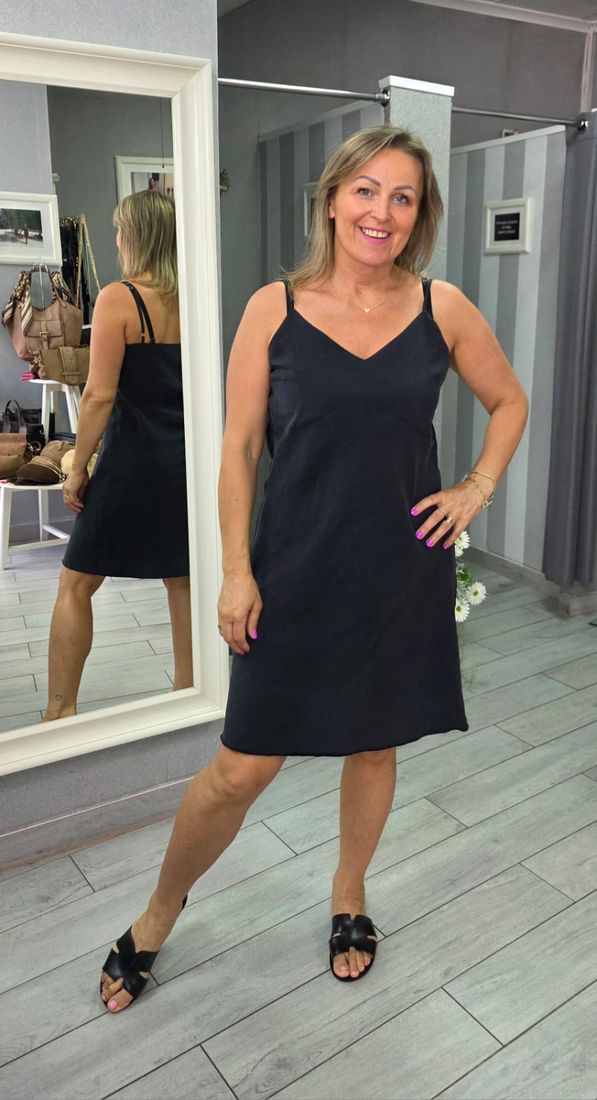 ef98e4f4-b668-47f5-9919-f3b35ad096eb