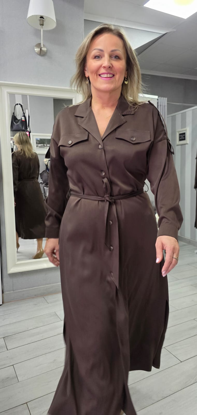 f16e2c49-4e2c-4568-95aa-f70ff7710195