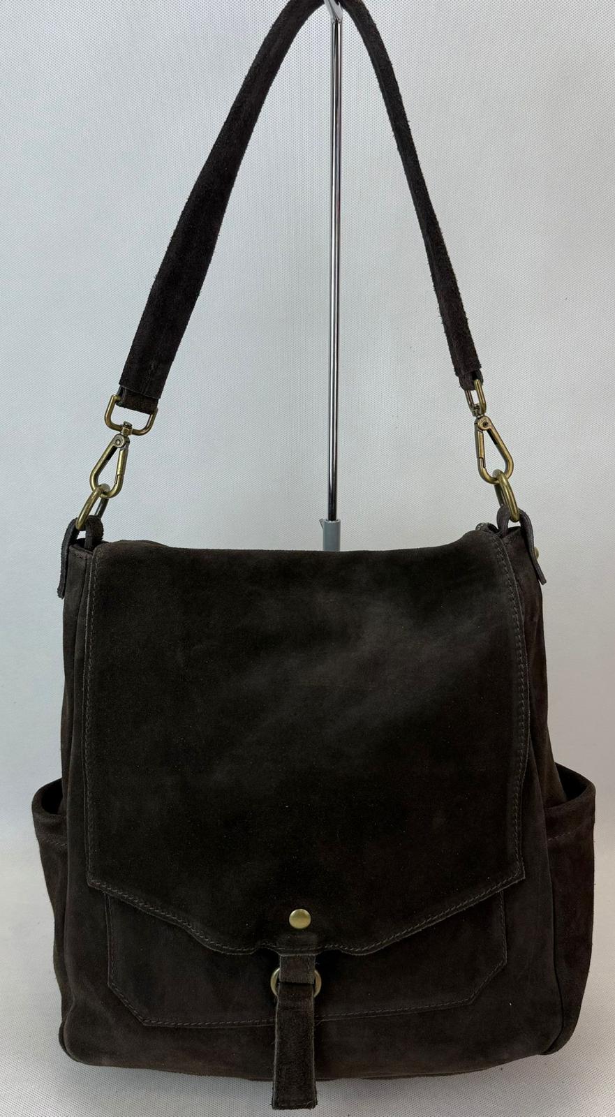 17a03227-f751-4941-a14c-af63ec7e3e74