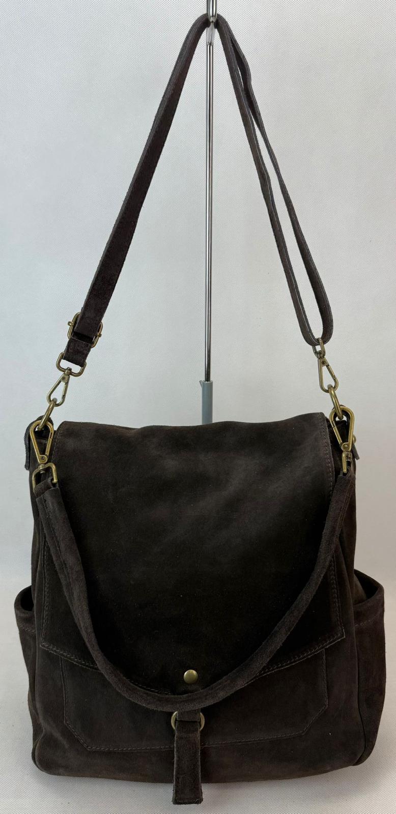 afc0d0b9-84cb-4326-b761-7b6b463d3887