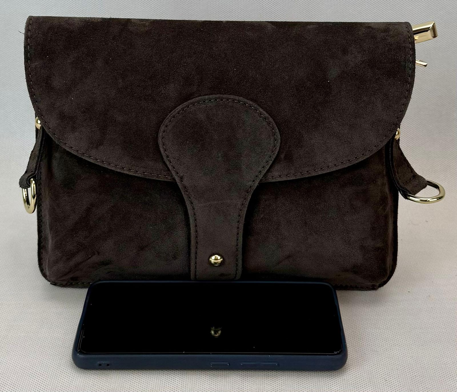 c6fae5f5-48b8-483f-a07d-7fd1c890b1c1