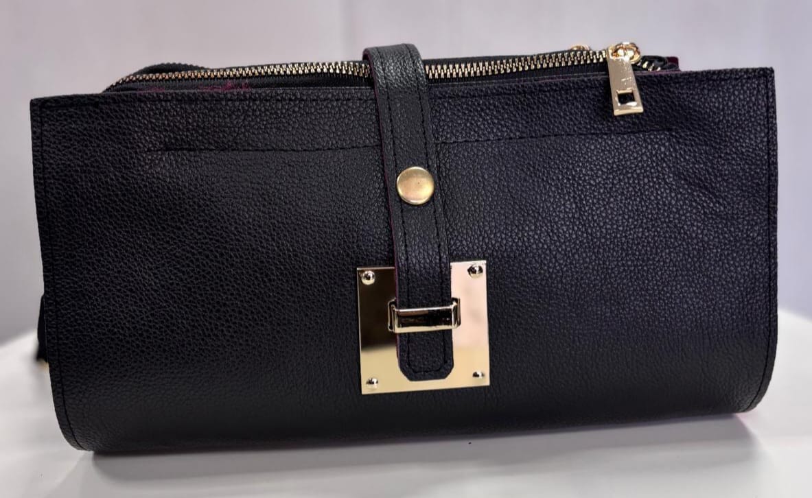 2305d582-12ab-4c8c-9202-443a61b95196