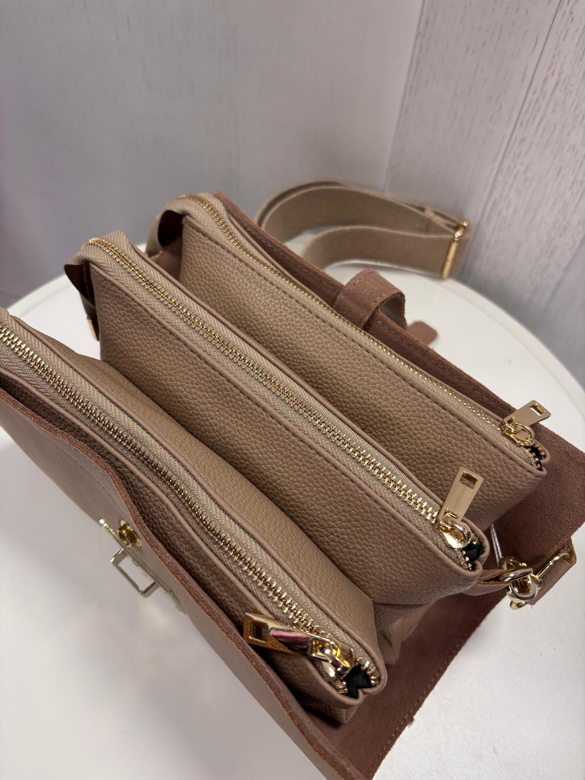 af5e093a-5913-4eb4-a861-12e510c246fc