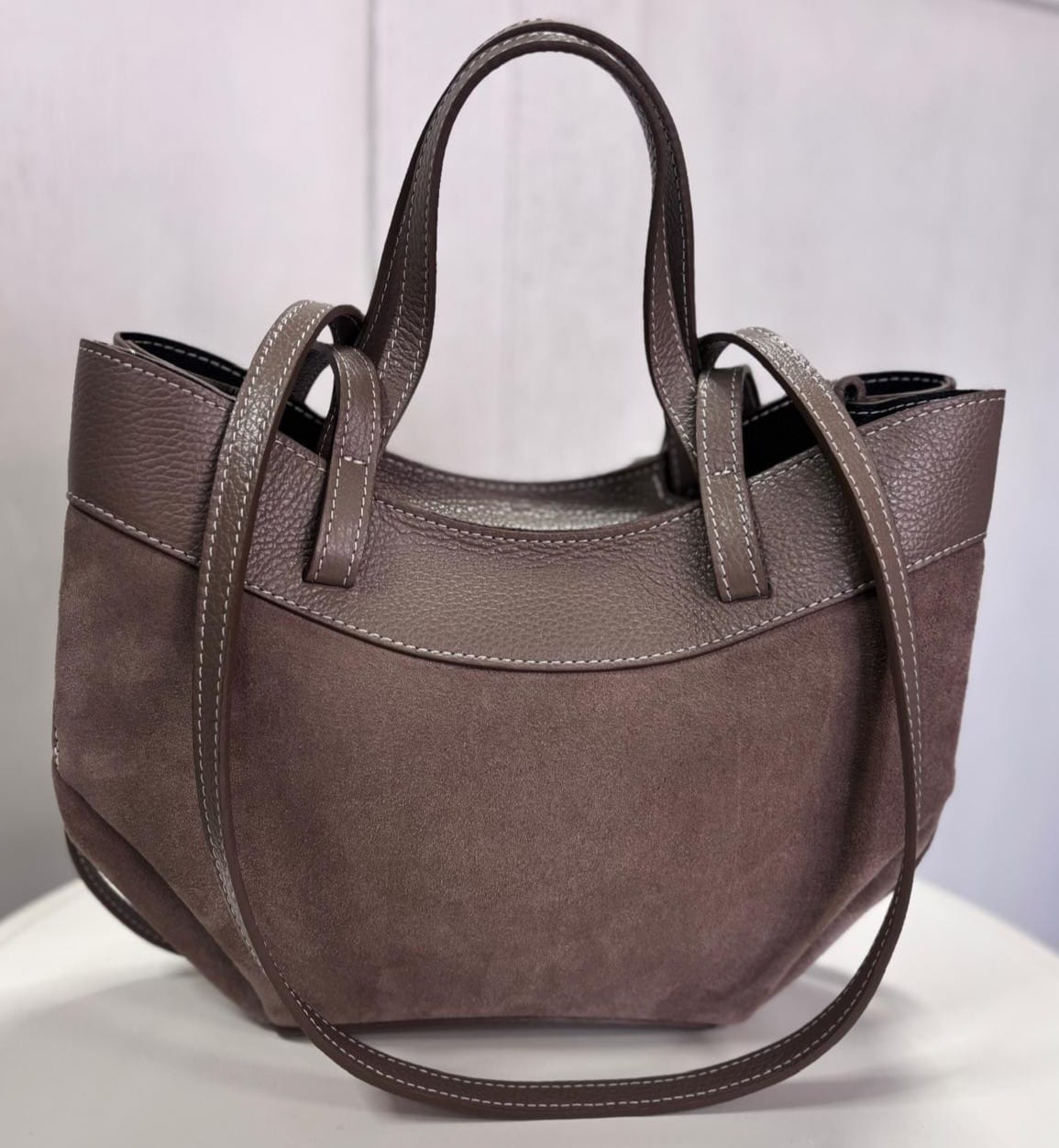 c967f499-ff1a-4b2a-8fee-6e731a5140b0 (1)